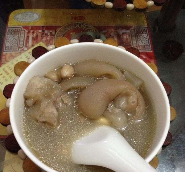 在这里很多宝妈就有疑问了,发奶汤是怎么做的?