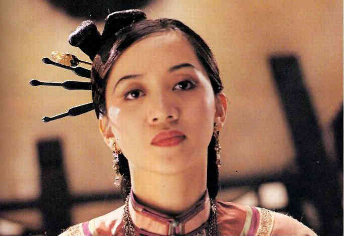 当年梁家辉凭借这部电影打败星爷《审死官》,他们谁更胜一筹?