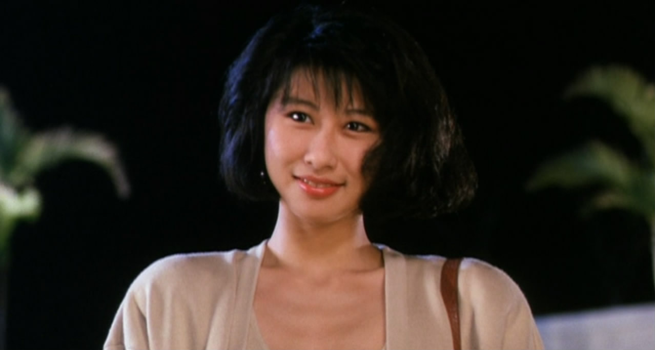 她是周润发喜爱的人房祖名的干妈后来嫁给自己师傅幸福美满