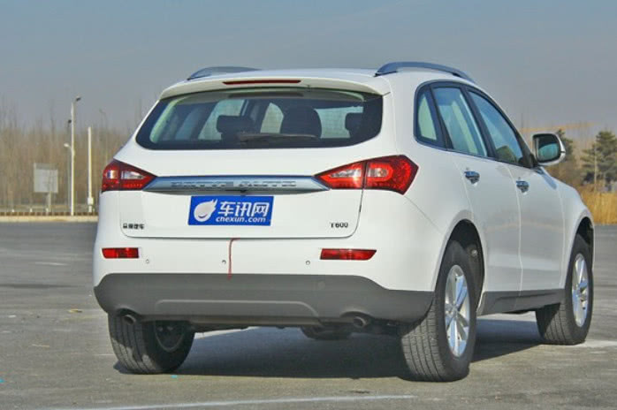 "讨人厌"的众泰有来了,众泰t900正式亮相,国产逆天豪车