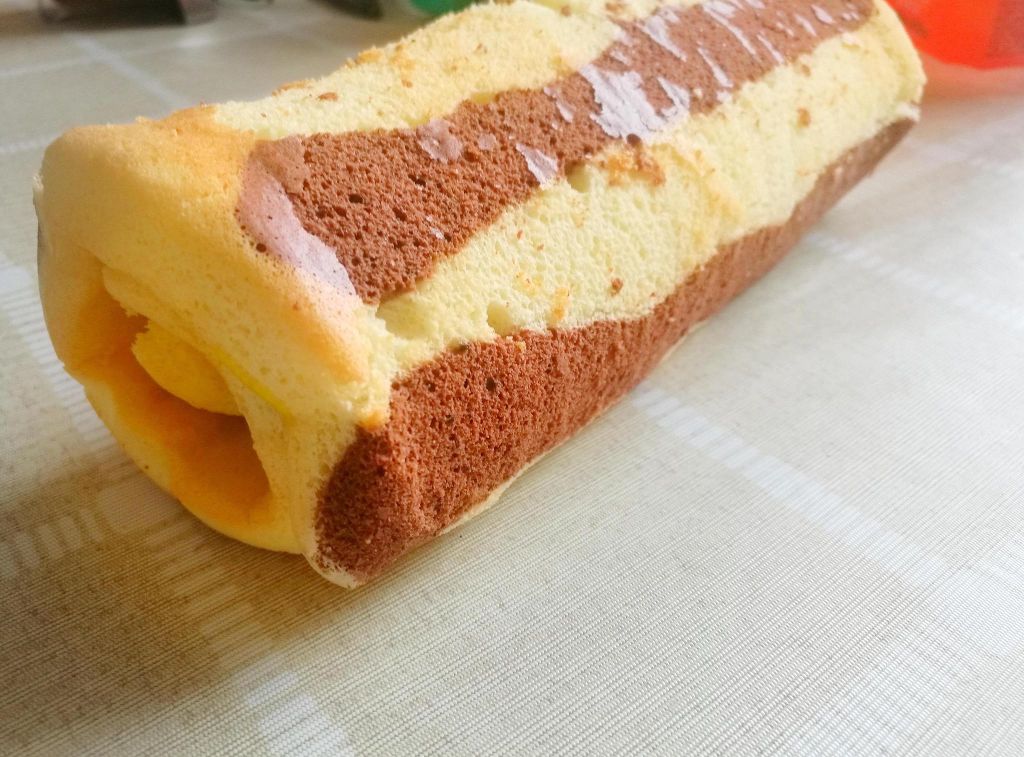 戚风蛋糕摇身一变就成为了斑马纹蛋卷,好吃又好看高考生课间点心