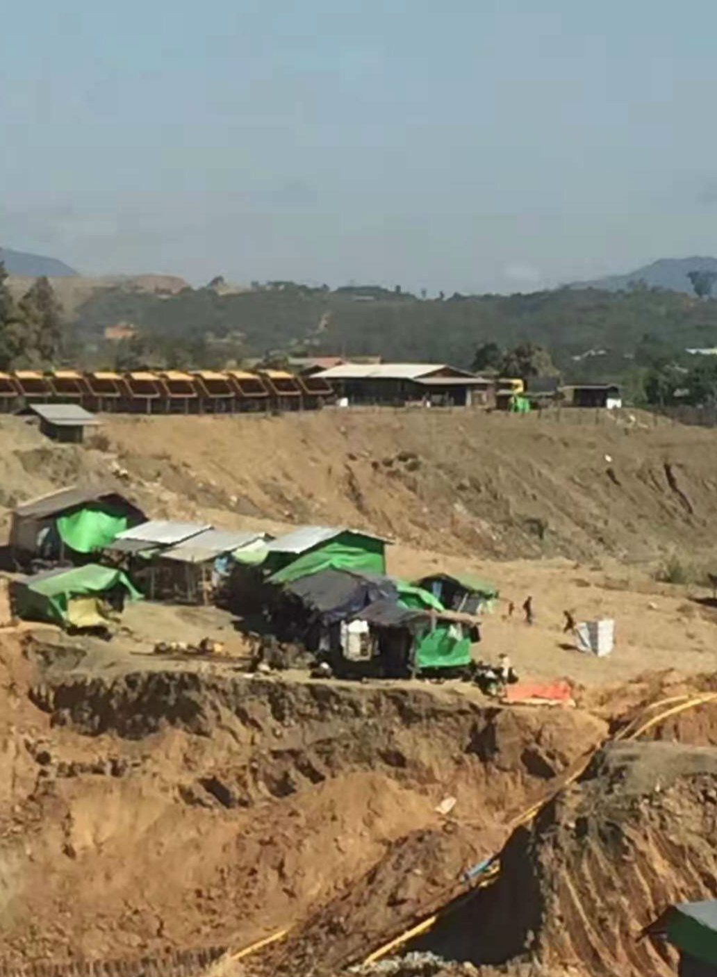 缅甸翡翠的产地在缅甸哪个地方?看看哪些地方的是如何开采的!