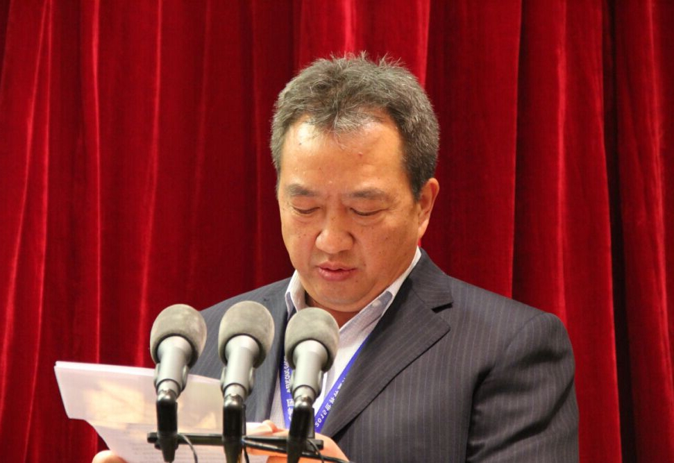 青海省首富,身家高达210亿,你知道他是做什么发家的吗?