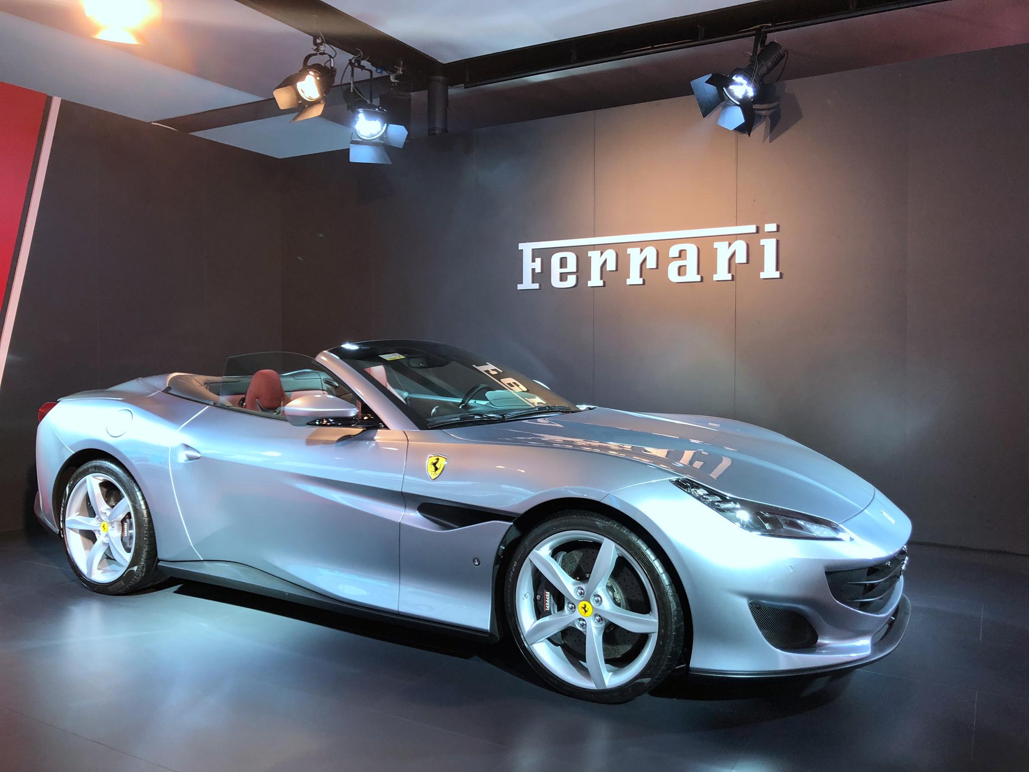 除了法拉利488 pista之外,california t的继任车型的portofino也一同