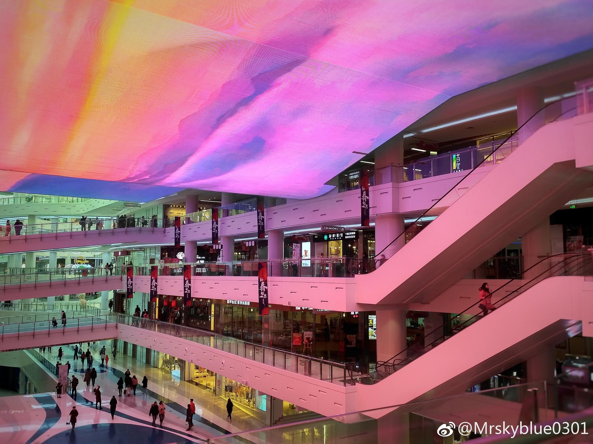 大连中央大道,建筑总长度达到450米,是中国商业最长室内步行街|步行街