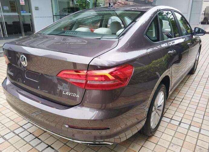 全国首提谦雅紫大众朗逸plus! 内饰外观均满意! 15万落地贵不贵?