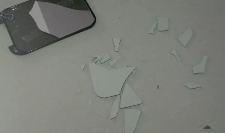 新婚夜儿媳打碎一面镜子,婆婆逼媳妇离婚,2天后婆婆如遭雷击