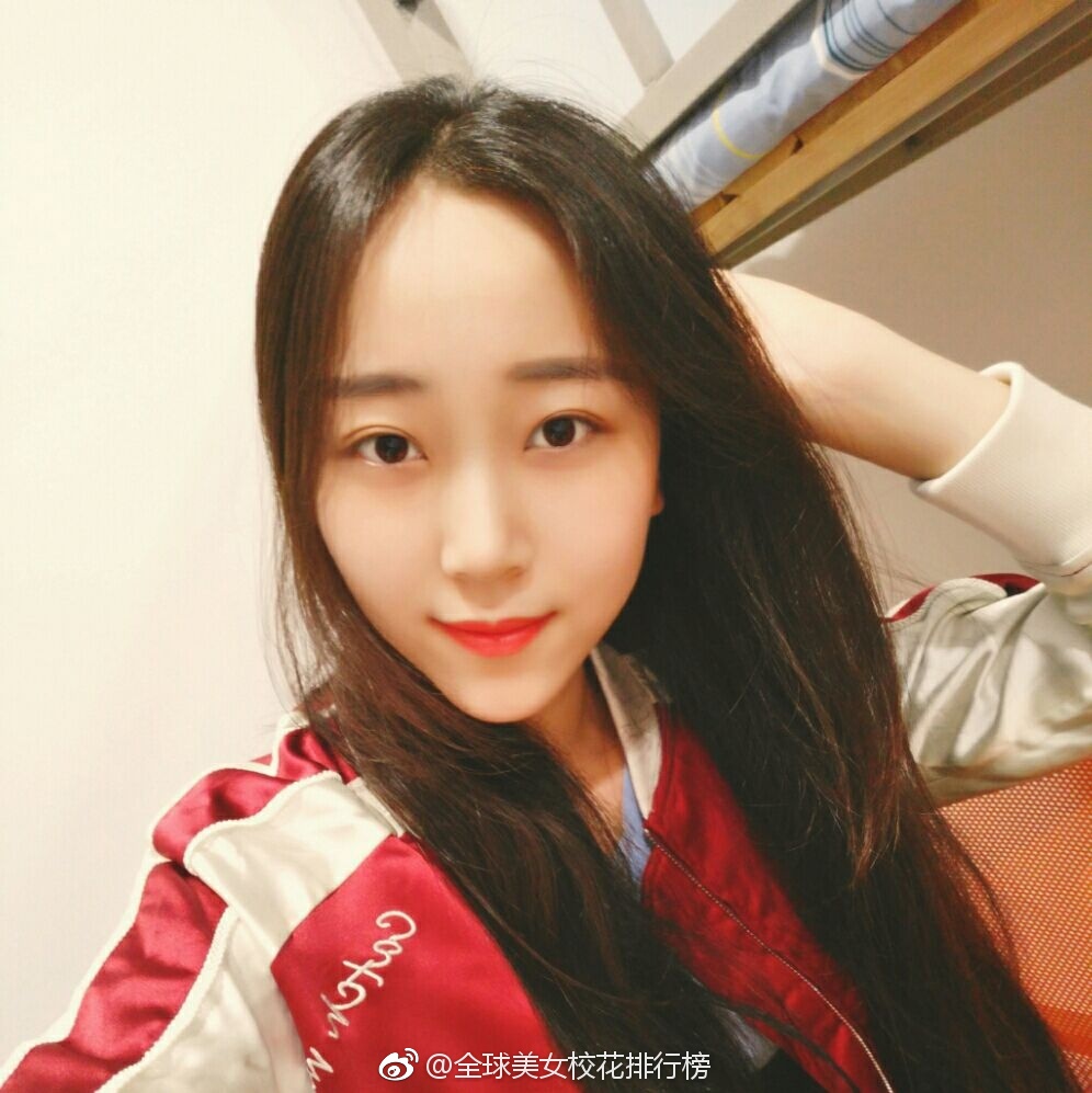 中国传媒大学2018级播音主持专业本科,来自内蒙古