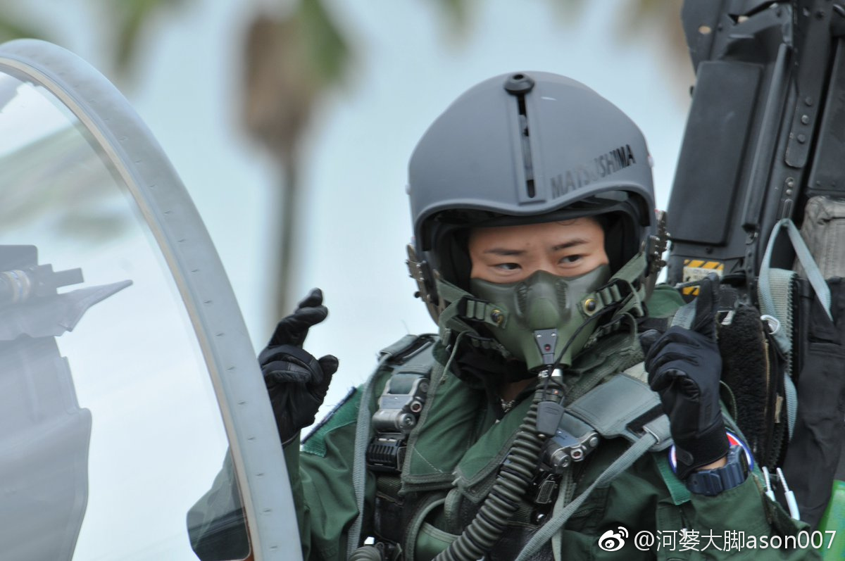 日本空自首位女性战斗机飞行员:26岁的二等空尉松岛美纱