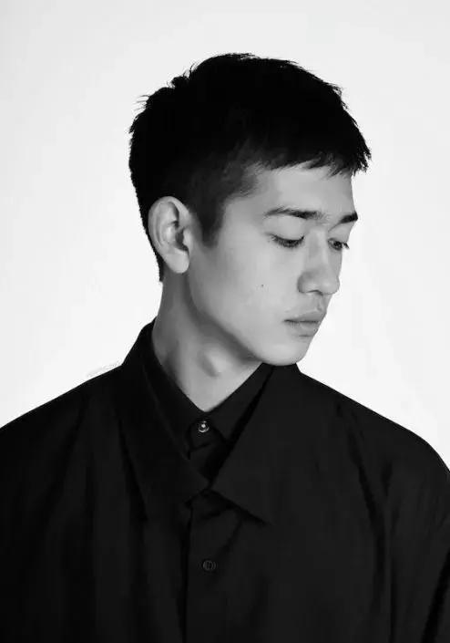 8种型男发型参考,清爽,帅气各种风格任你选!让你回头率激增!