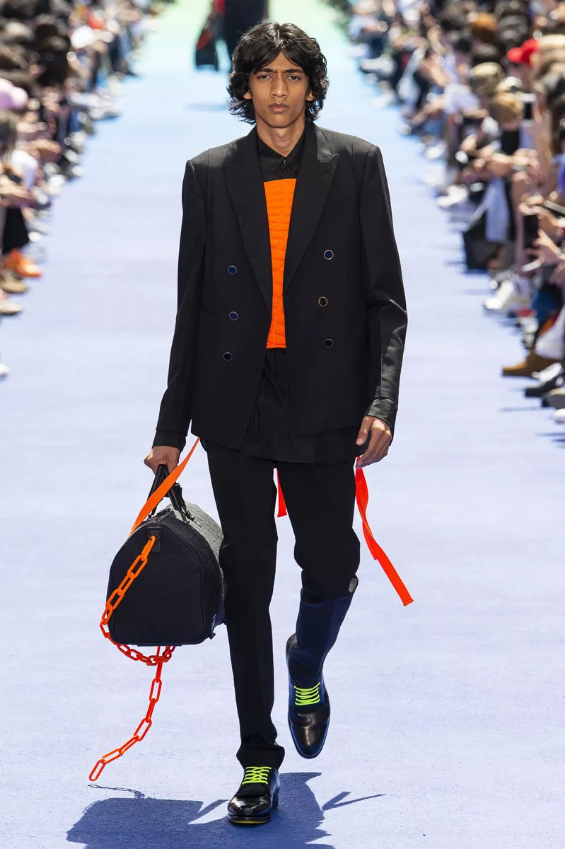 virgilabloh沉迷手机除了快乐或许还能让你当上lv设计师