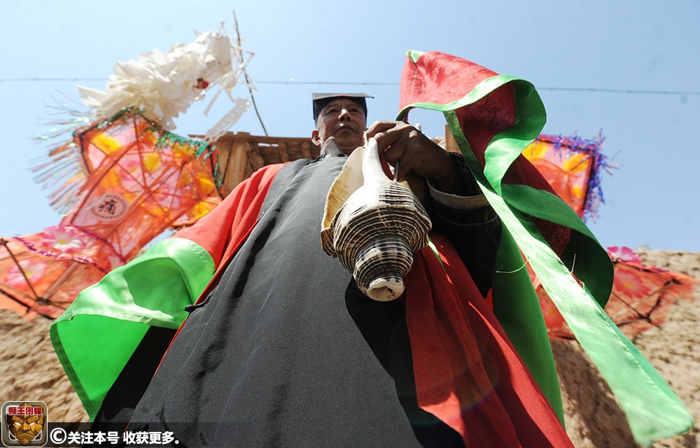 乡村道士"林正英"通阴阳两界 "应门士"助逝者接收孝心