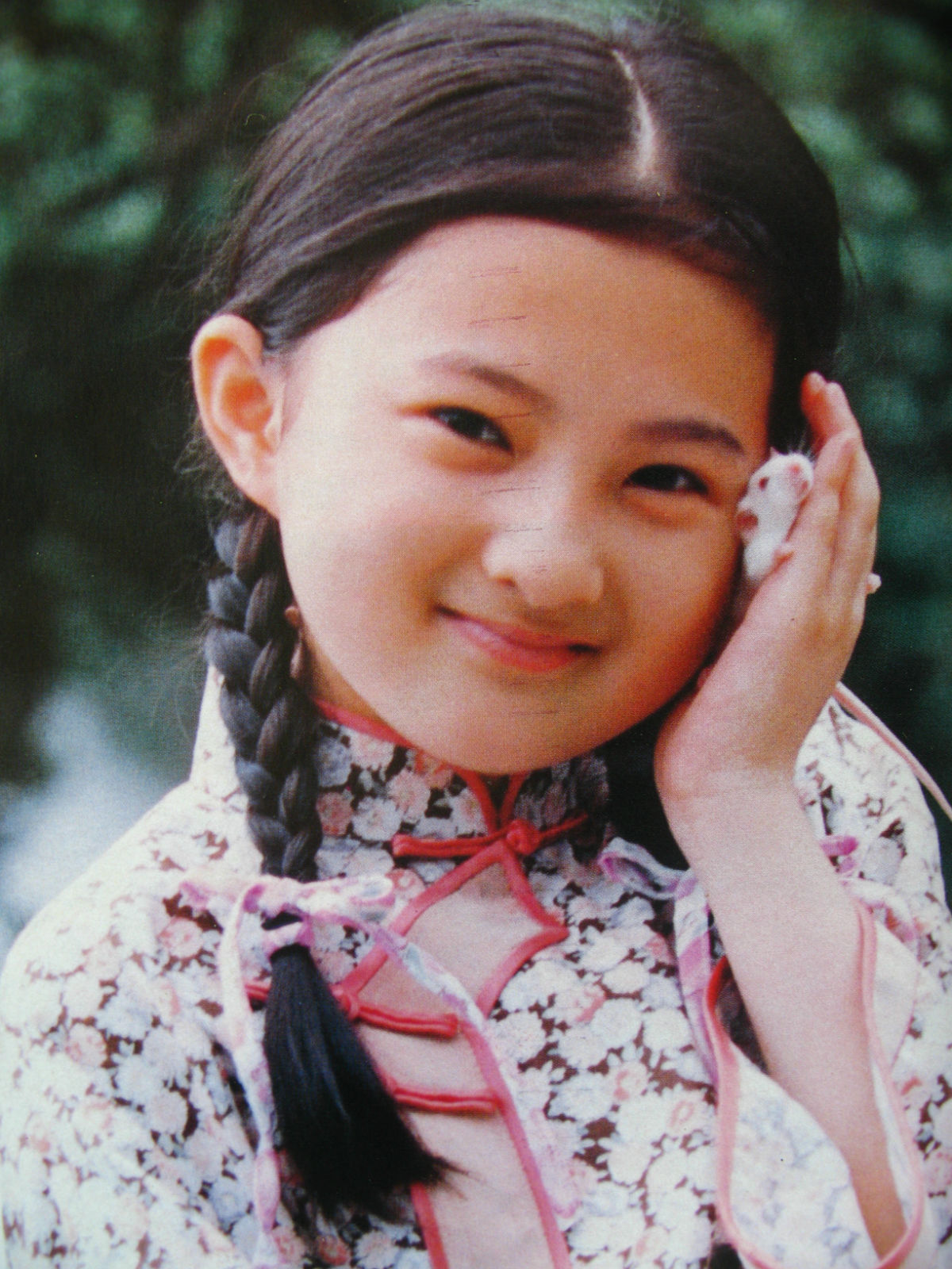 8岁靠颜值爆红,如今上北大却被批没演技