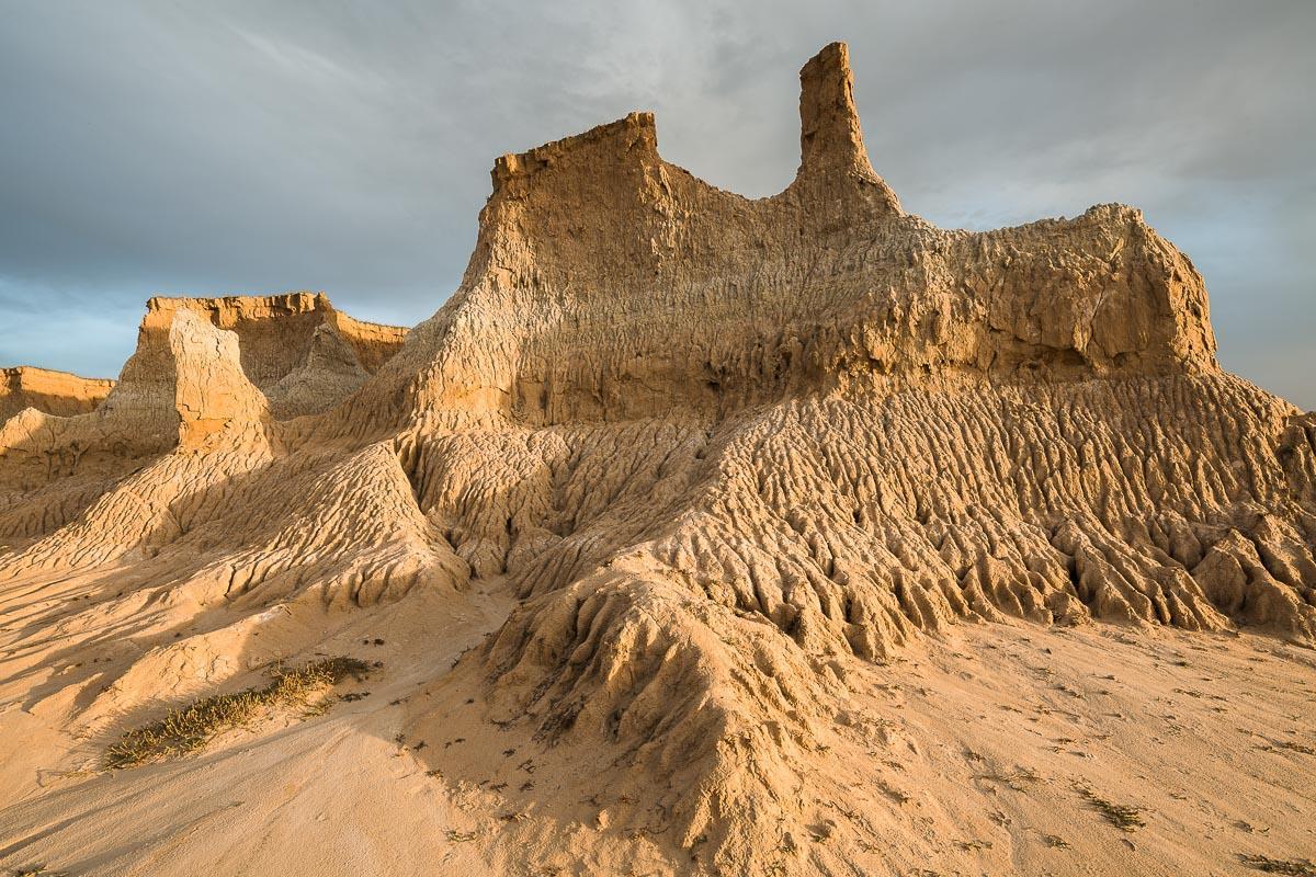 大同土林, 独特的黄土高原地貌, 仿佛置身"魔鬼城"中