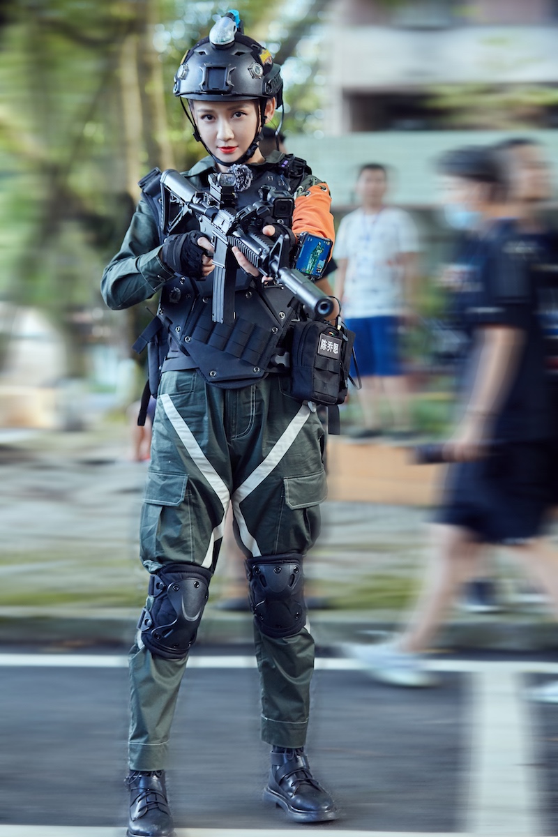 《勇敢的世界》开启个人战 陈乔恩全副武装霸气十足|陈乔恩|勇敢的世