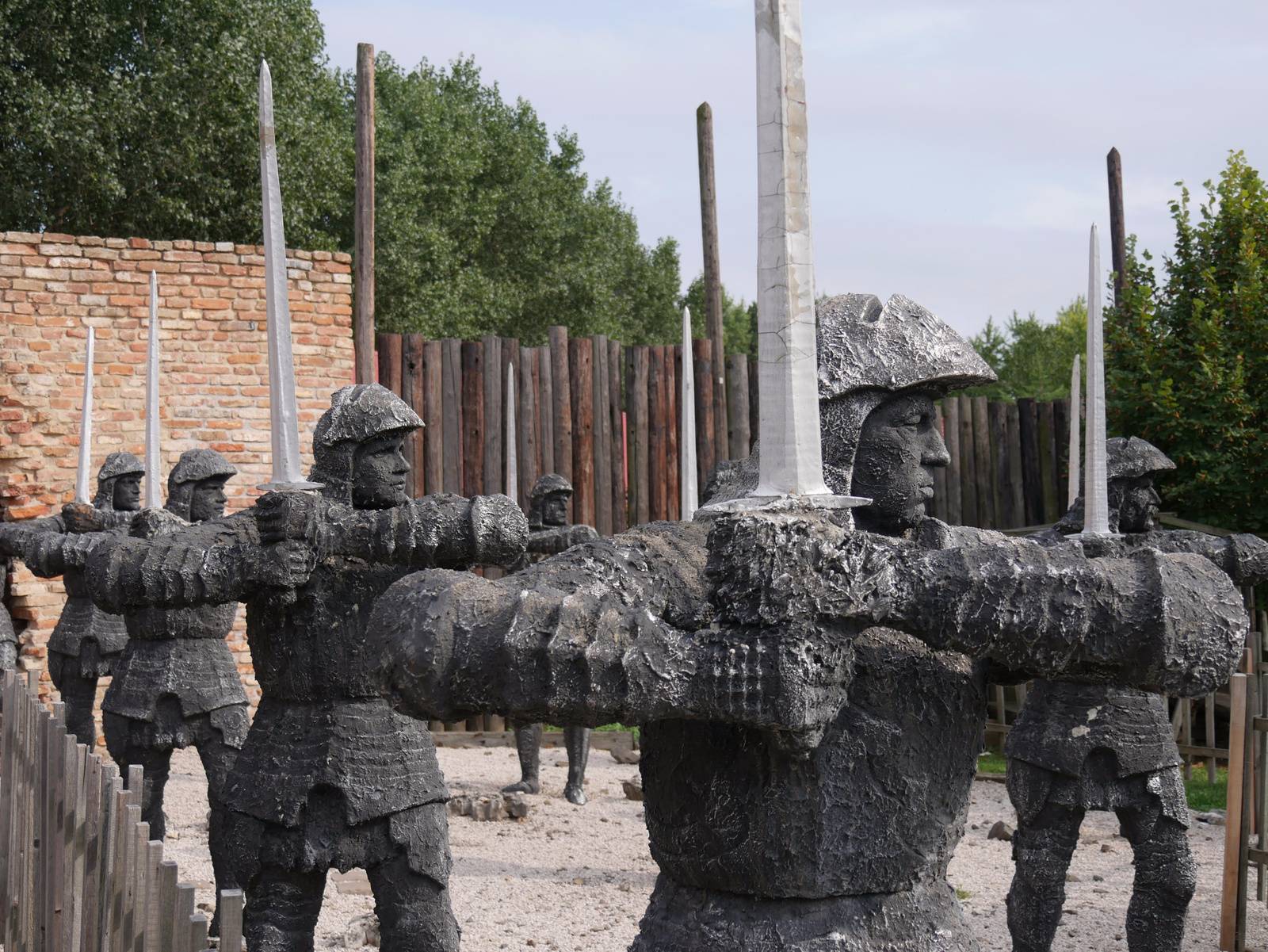 天主的黑色坚盾,匈牙利黑军特辑    (特别声明:以