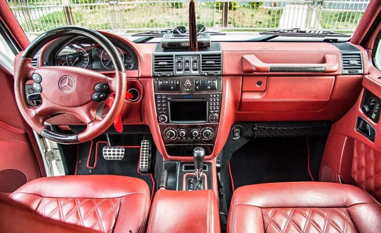 小伙30万元改装奔驰g500, 车牌霸气有力, 却经常被当成北京bj80