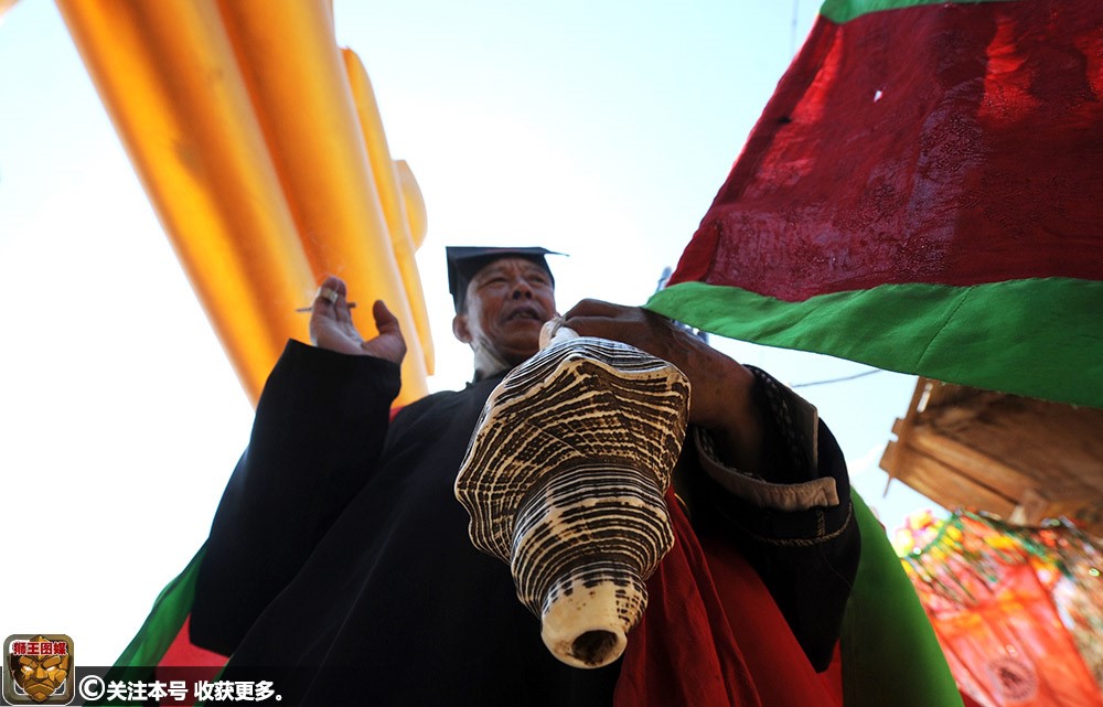 乡村道士"林正英"通阴阳两界 "应门士"助逝者接收孝心