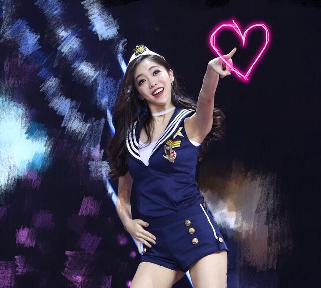 今天讲的就是这个浙江姑娘 王倩 因参加东方卫视《加油美少女》出道