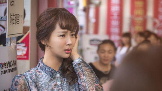 同是《家有儿女》里的夏雪,一个大红大紫,一个却被富二代男友打