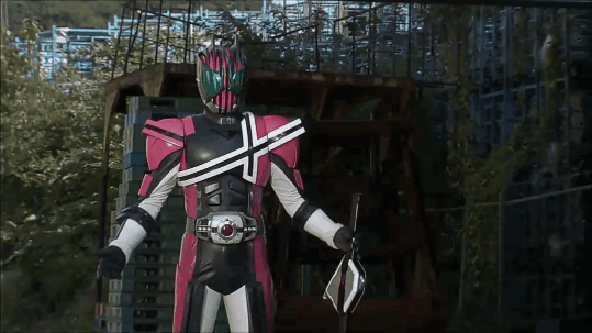 假面骑士有哪些激动人心的战斗龙骑对战王蛇build瞬间黑化