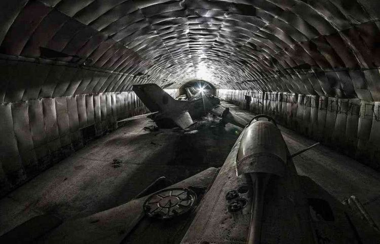 战斗机|洞库|阿尔巴尼亚_新浪新闻