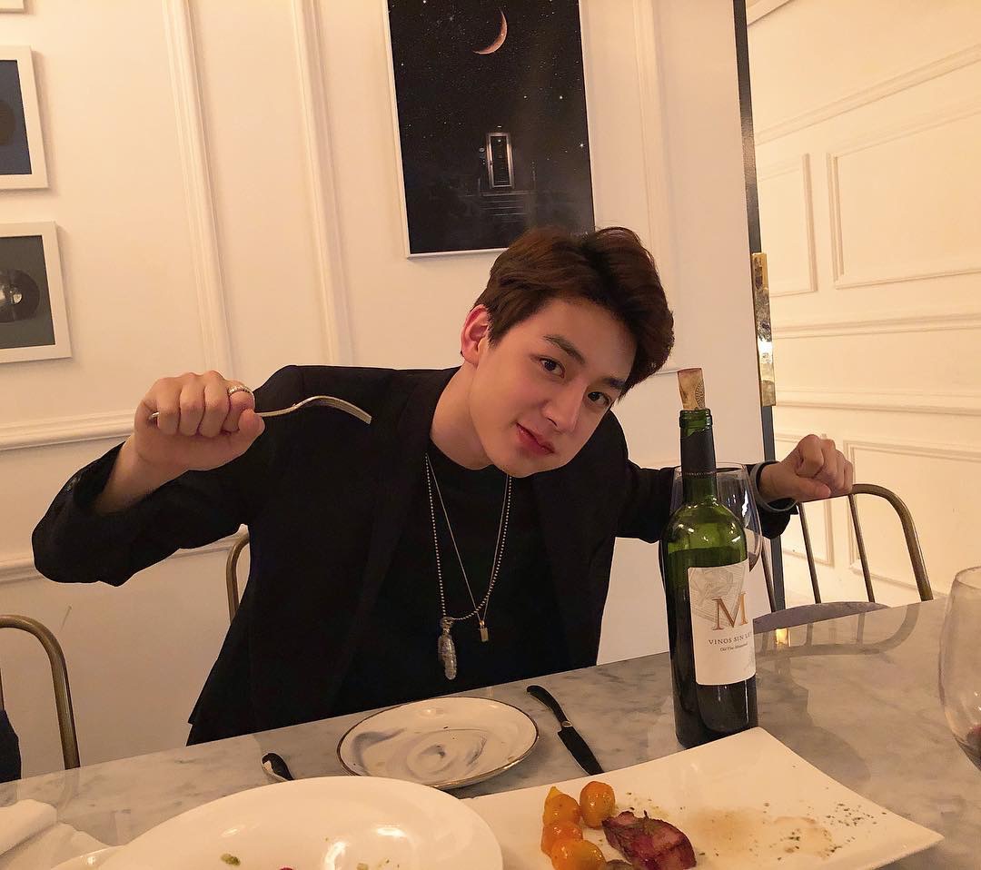 吴承焕撩人又可爱的综合体迷人的篮球小哥