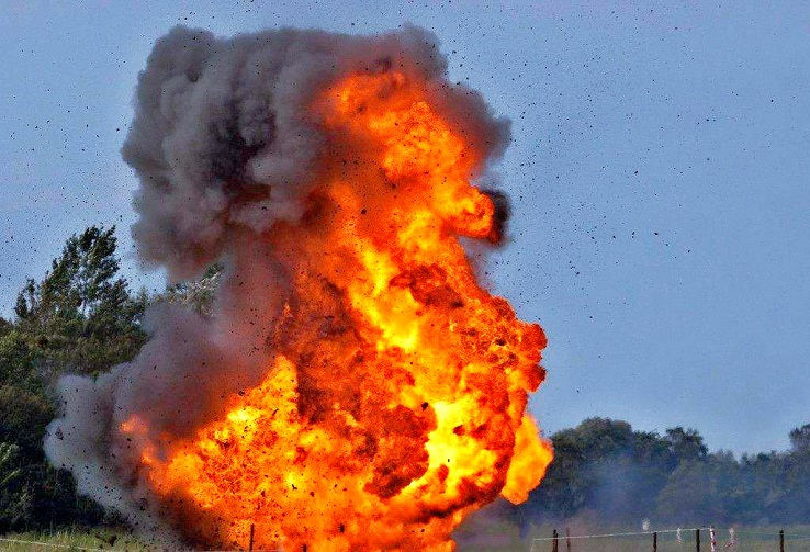 一枚"炸弹"在美军基地爆炸,数名士兵受伤