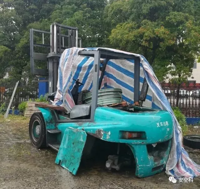 昆山叉车事故丨16吨配重滑向驾驶室司机被活活挤死天行健咨询