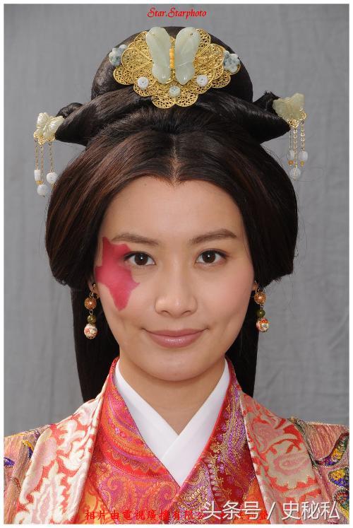 她奇丑无比,四十岁才满足皇上,居然是因为在这方面的特殊技能!