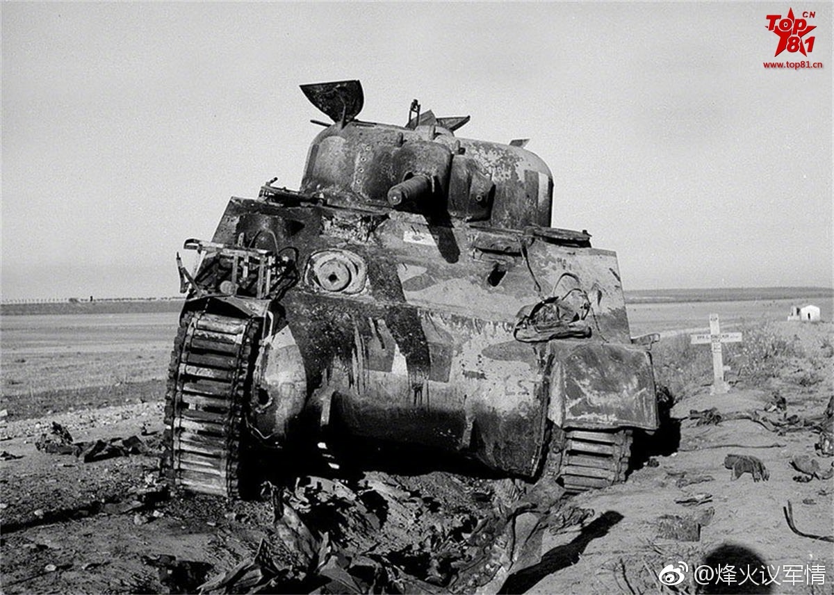 m4谢尔曼坦克被打爆的各种惨状