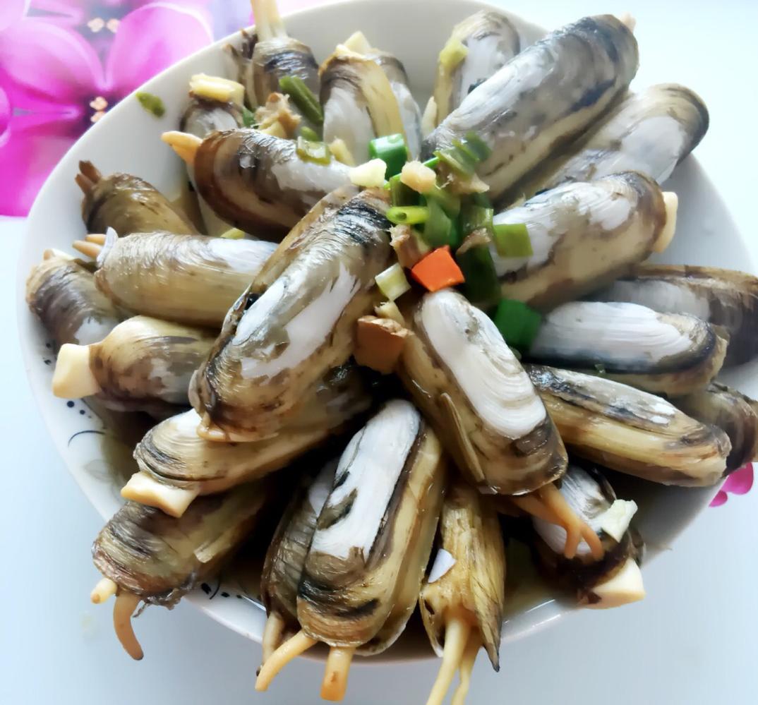 上海小媳妇菜做的难看还不放盐端上桌婆婆夸好吃