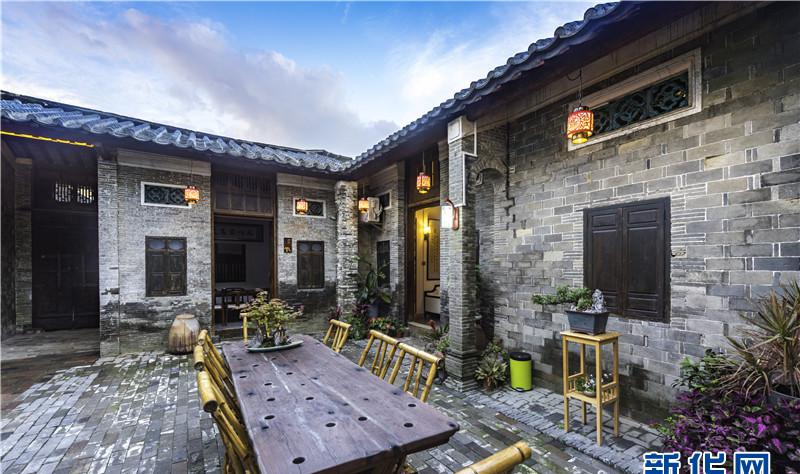 邂逅海南美丽凤凰客栈民宿