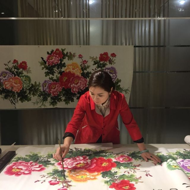 笃学敏行寻芳躅 ——齐派传人女画家曹敏