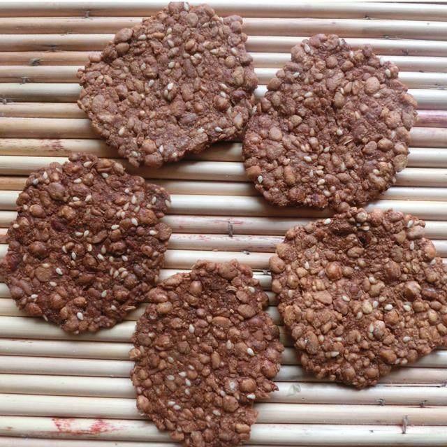 濮阳地道的下饭菜 "酱窝窝" 津津有味