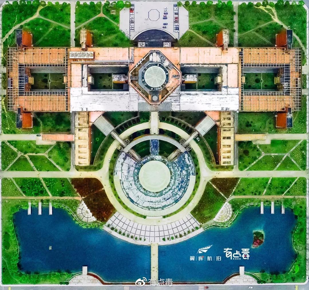 致今天的南昌:你没有这样看过她|八大山人|南昌|图书馆_新浪新闻