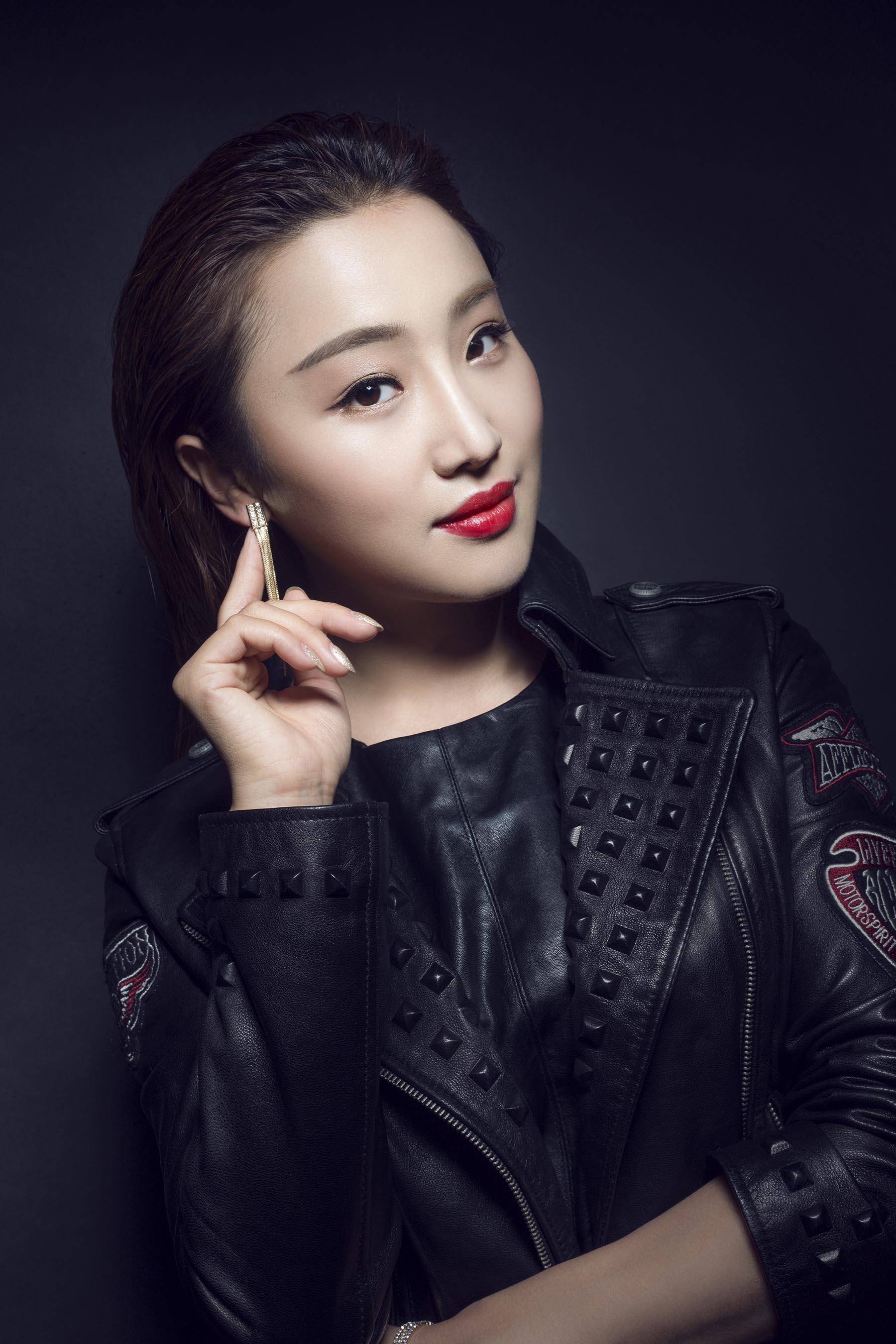 电影《八面修罗》热拍 洛晨舒挑大梁担纲女一