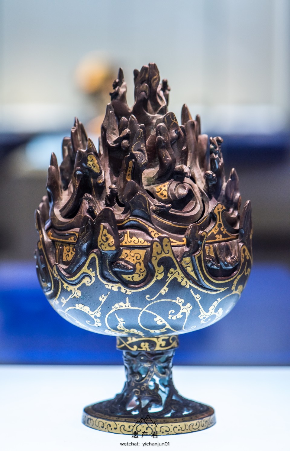 河北博物院藏· 西汉错金银博山炉