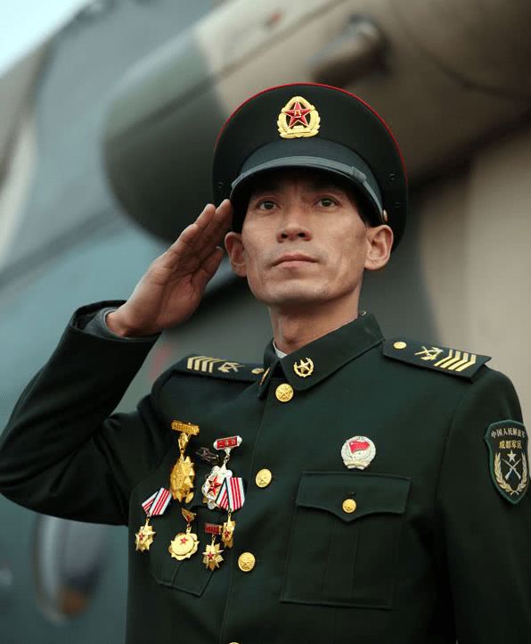 我国部队中,此兵种可以干到退休都不退役,将军