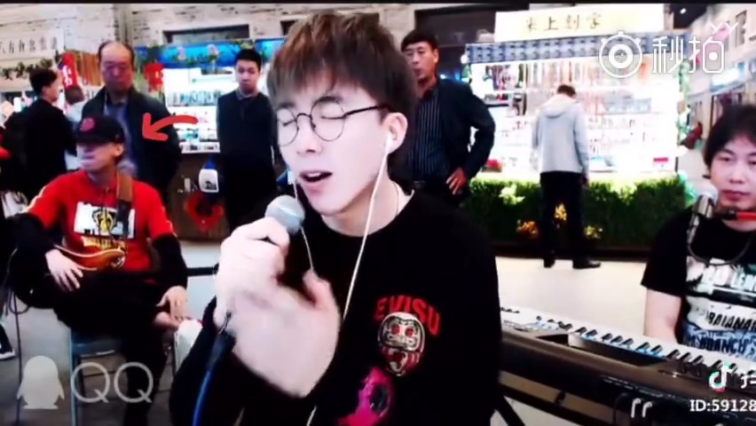 小妹妹唱网上很火的《讲真的》,真的是好听,你