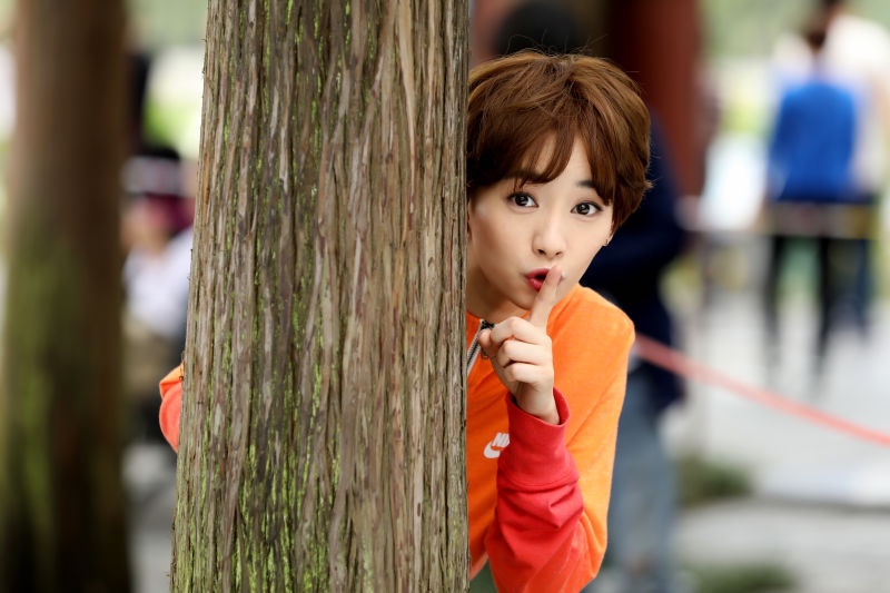 刘雅瑟新剧婚纱造型吸睛 开启佛系居委会生活|刘雅瑟|冯小夏|居委会