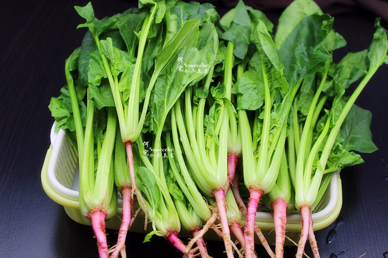 菠菜加点它润燥解困清热明目特别适合做给高考的孩子吃