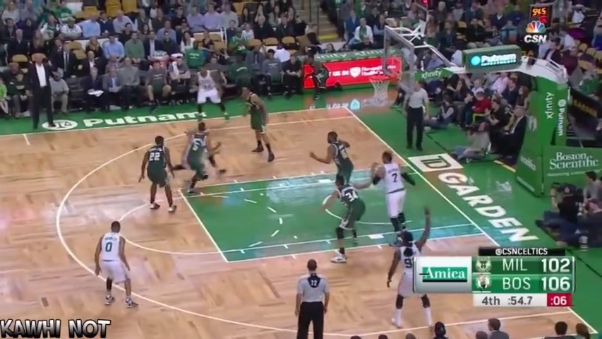 传球的艺术！盘点NBA中那些超风骚的传球瞬间，绝对想不到的刁钻角度，将传...|传球|风骚|盘点_新浪新闻