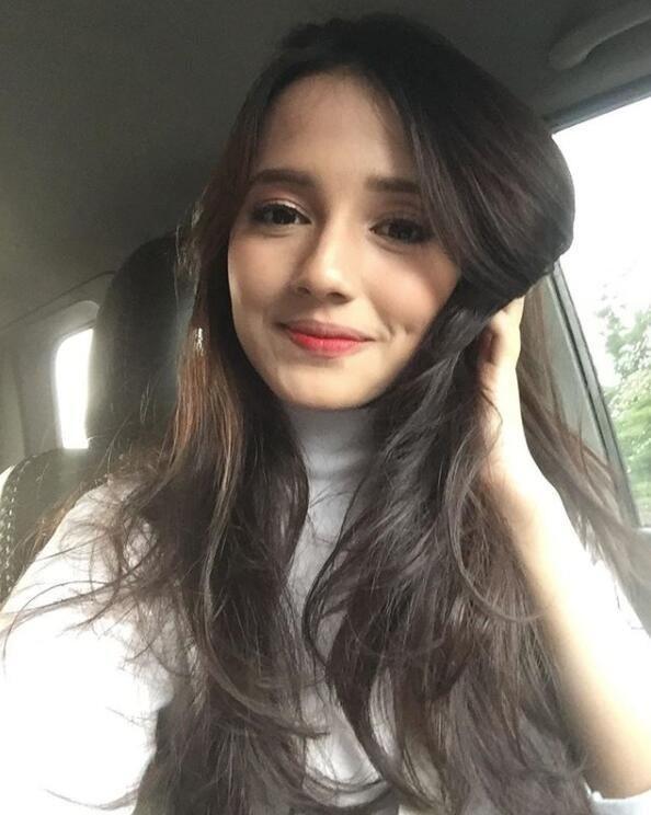 印度尼西亚机车行遇到的混血正妹