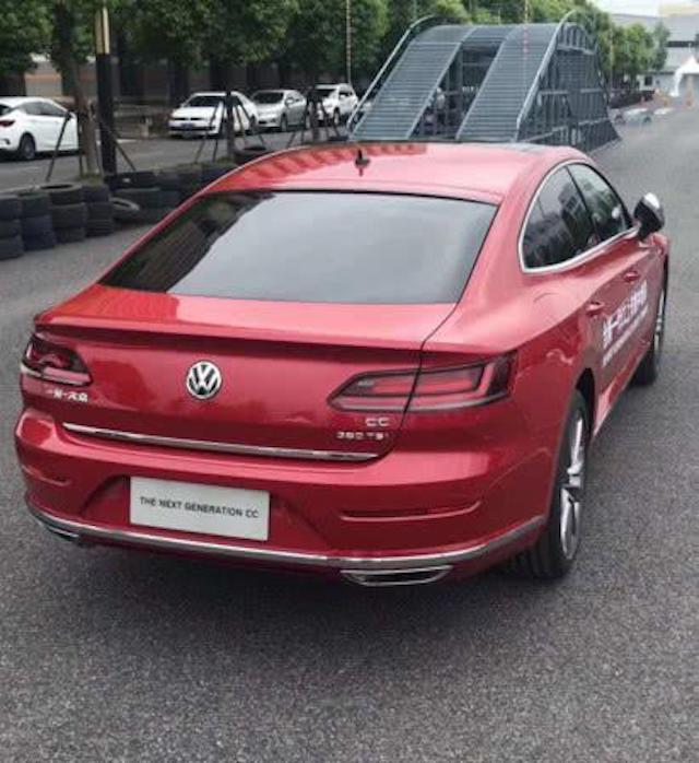 红色全新大众cc实车,22万可以预定,95后年轻人已下单!