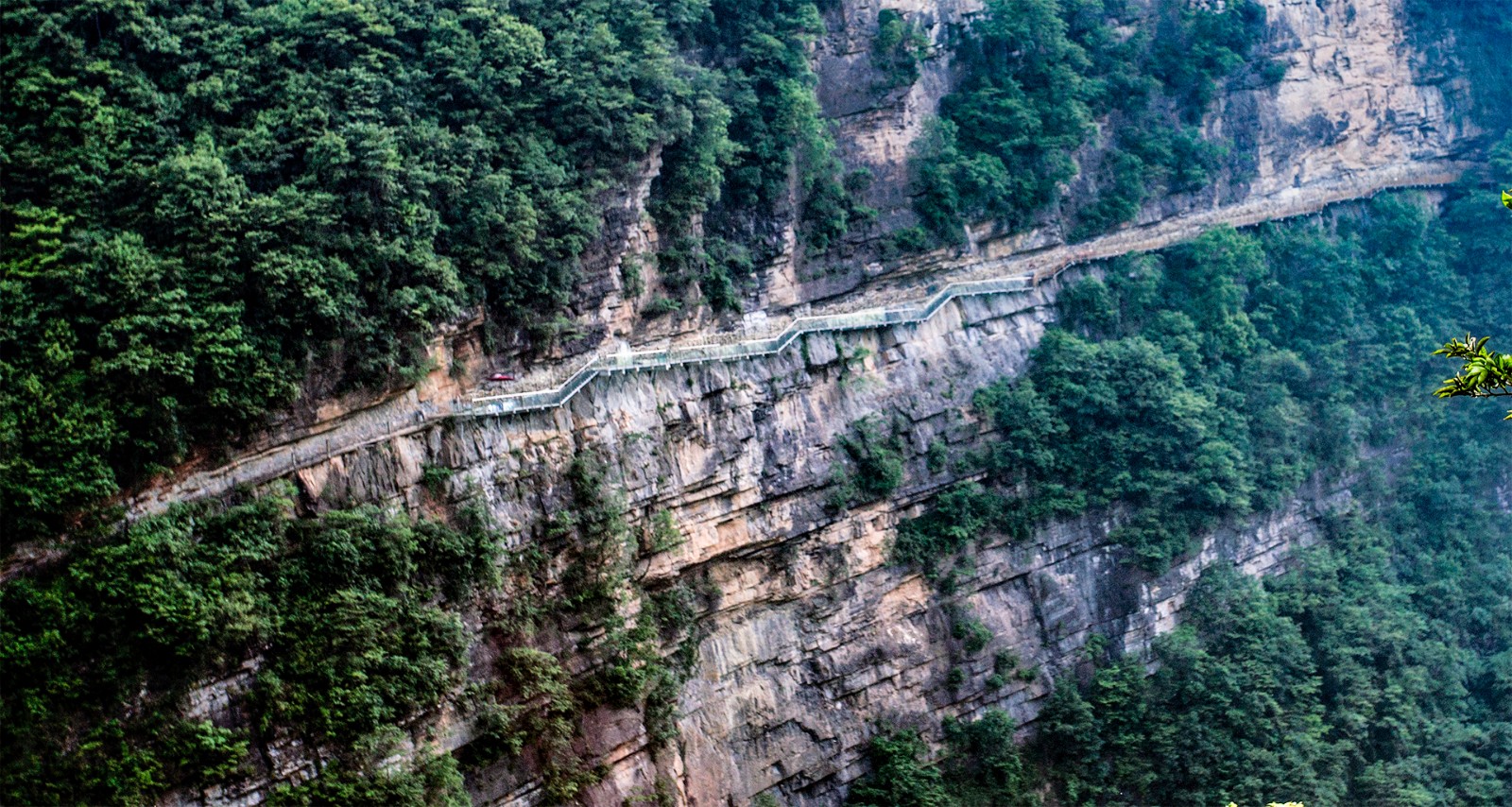 拜拜重庆,我要带上秋裤去天下第一洞中峰洞感受18℃的夏天!
