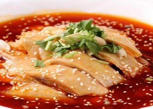 正宗经典川菜椒麻鸡的做法,无骨无渣,麻醇咸香,质地软嫩