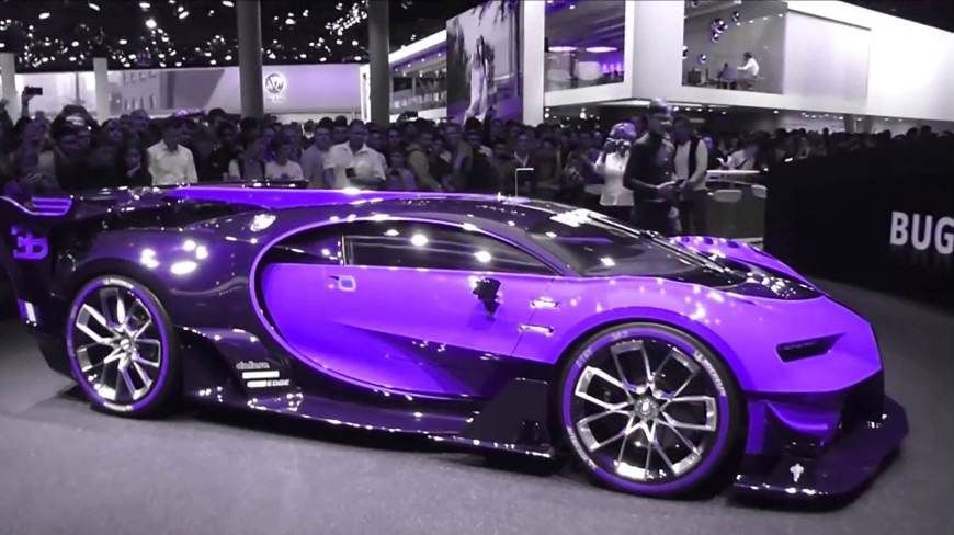 宾利的赠品也是与劳斯莱斯一样,也是一把雨伞,同样售价超过10万元.