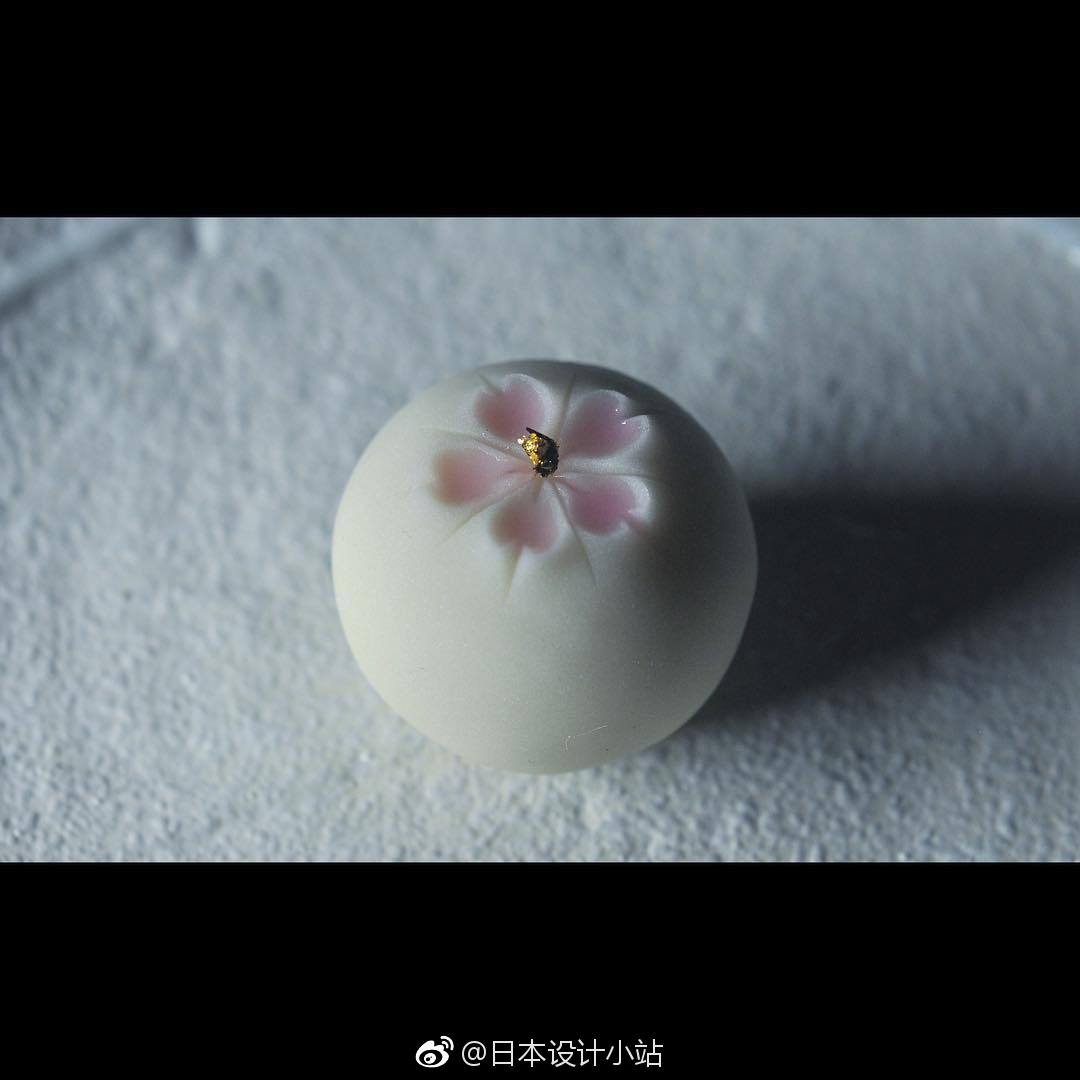 出生于和果子世家的三堀纯一、创作的和果子可以说是美的不可方物的艺|和果子|世家|出生_新浪新闻