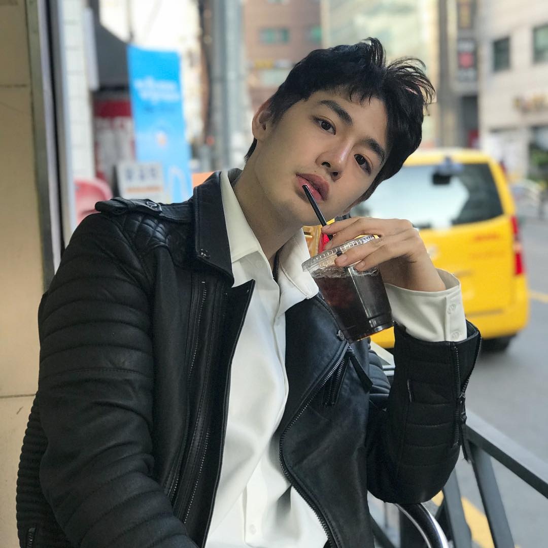 吴承焕撩人又可爱的综合体迷人的篮球小哥